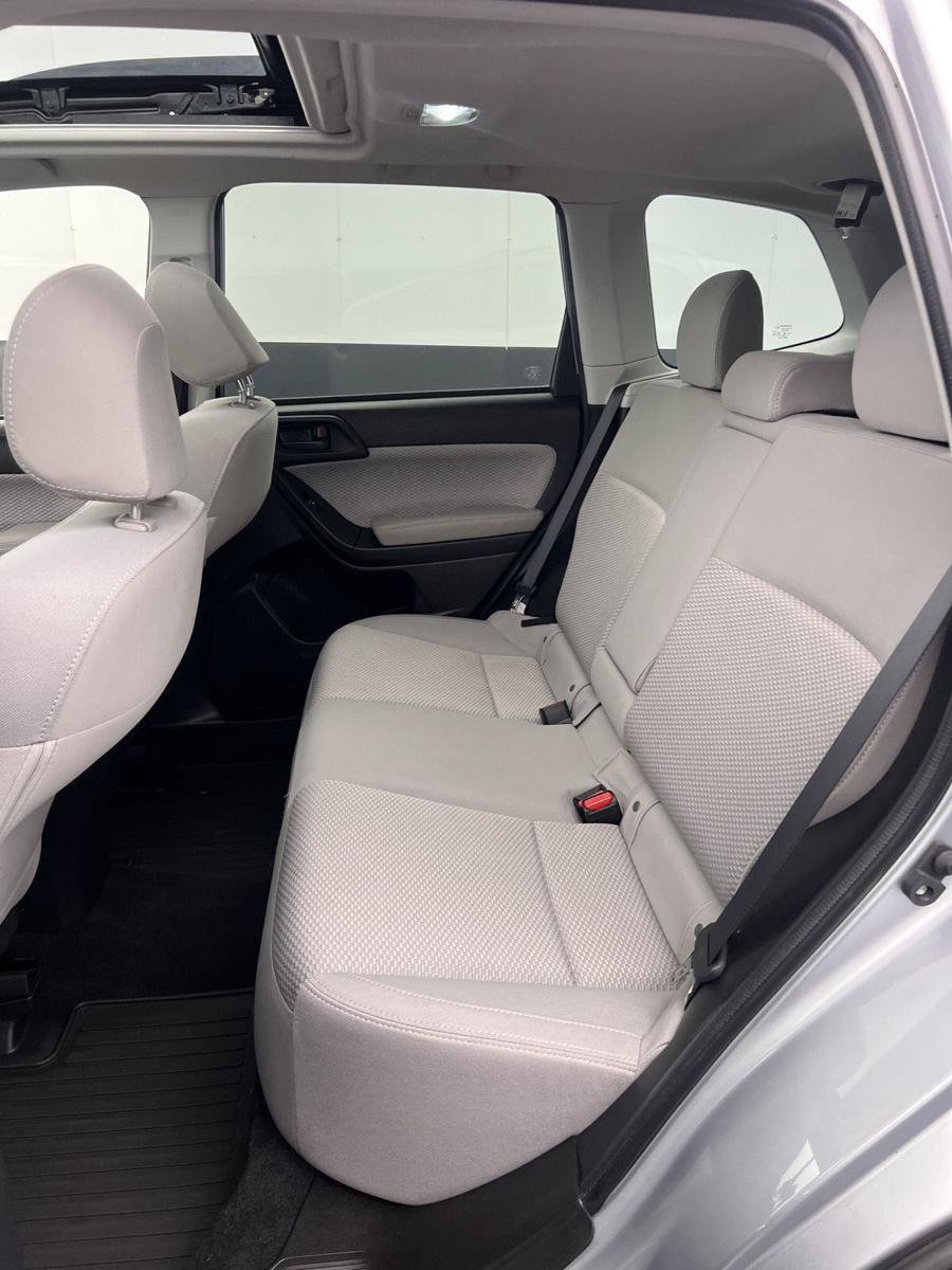 Used 2018 Subaru Forester 2.5i Premium AWD/4WD image 28