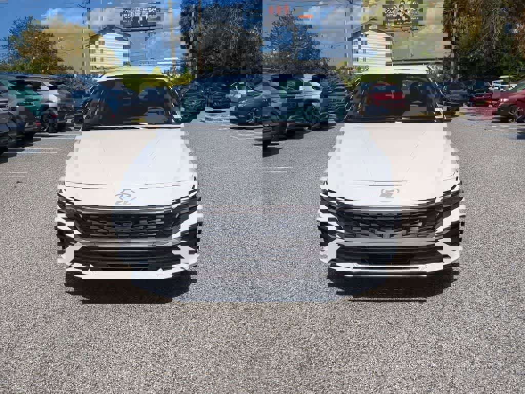 New 2026 Hyundai Elantra Sport image 10