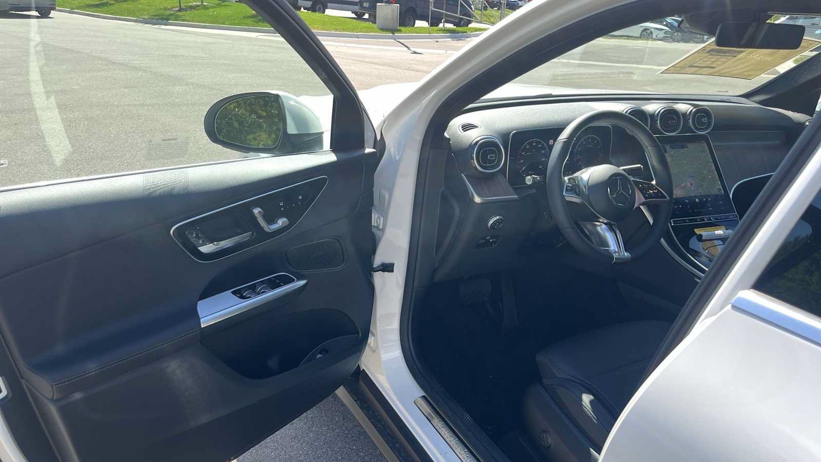 New 2026 Mercedes-Benz GLC 300 4MATIC image 16