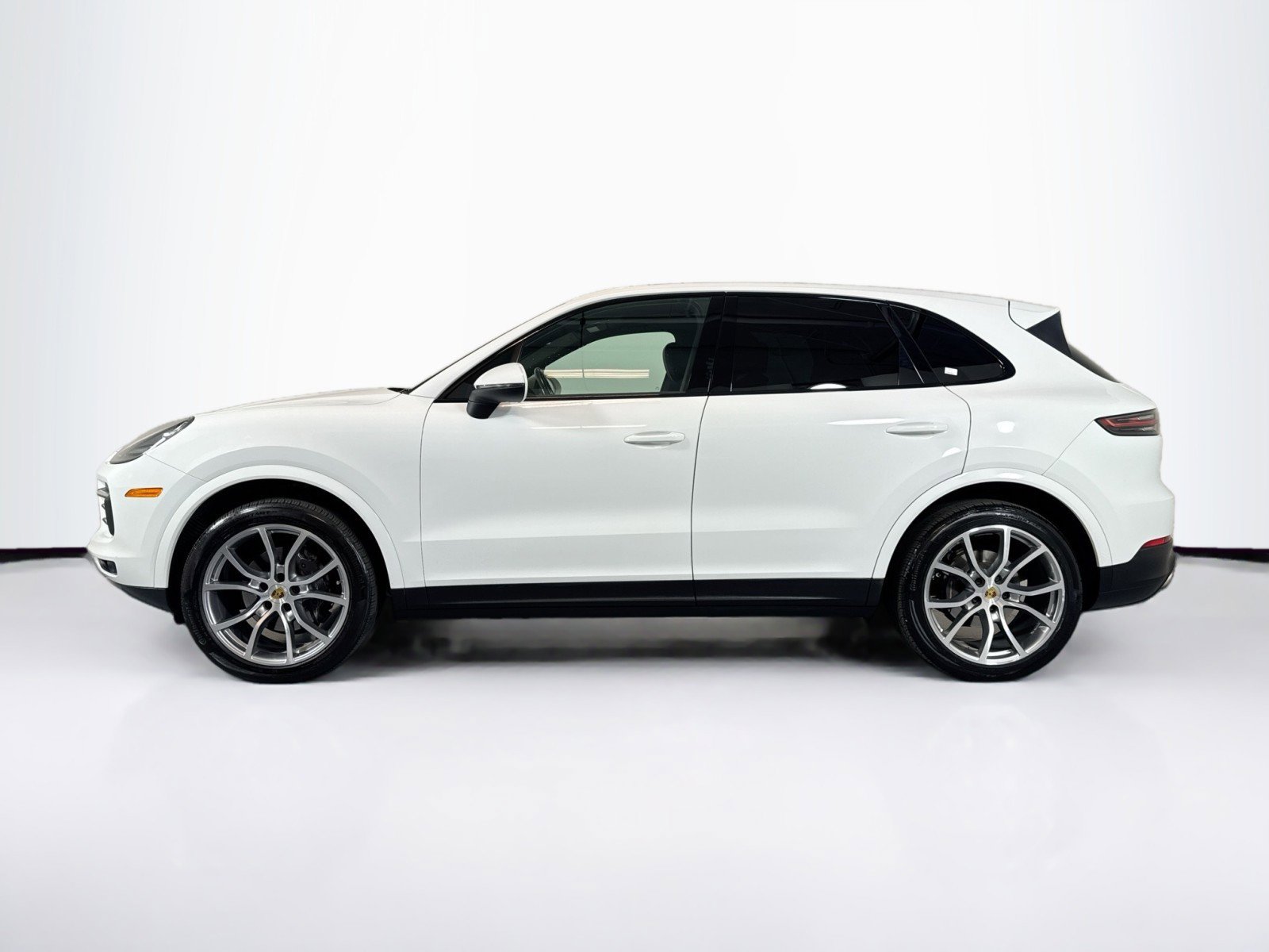 Used 2019 Porsche Cayenne image 4