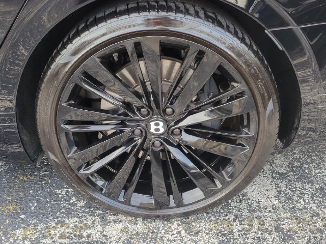 Used 2023 Bentley Flying Spur W12 AWD/4WD image 6