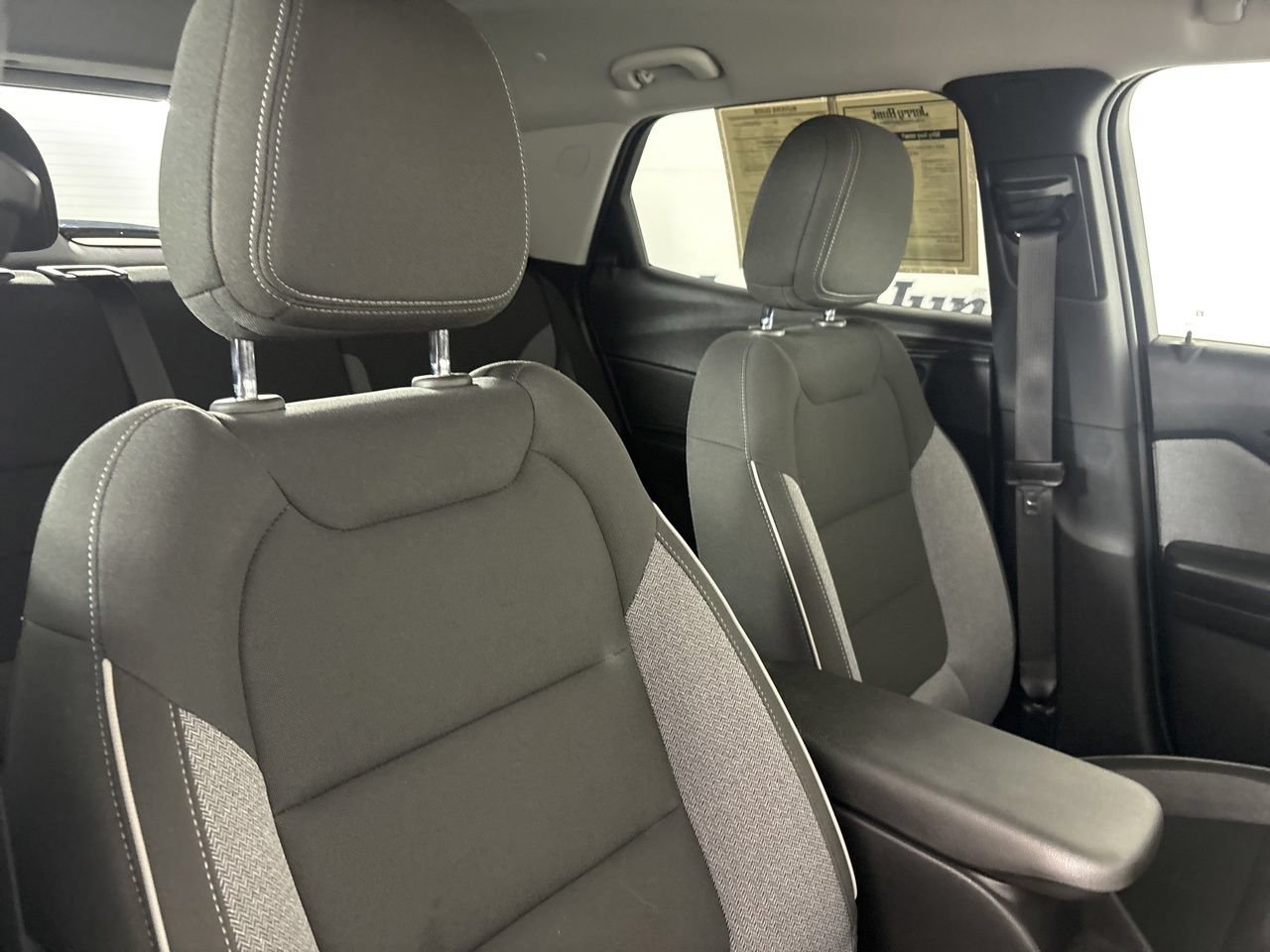 Used 2025 Chevrolet TrailBlazer LT AWD/4WD image 26