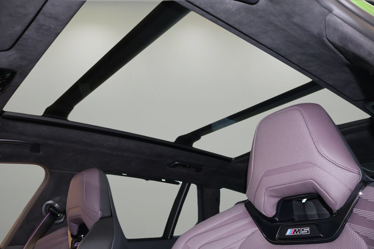 Used 2026 BMW M5 Touring w/ M Driver's Package AWD/4WD image 27