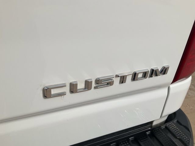 Used 2025 Chevrolet Silverado 2500 Custom w/ Z71 Off-Road Package image 28