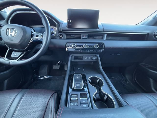 Used 2025 Honda Pilot Black Edition image 11