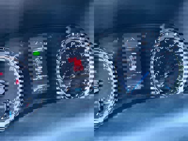 Used 2022 Toyota Highlander LE image 19