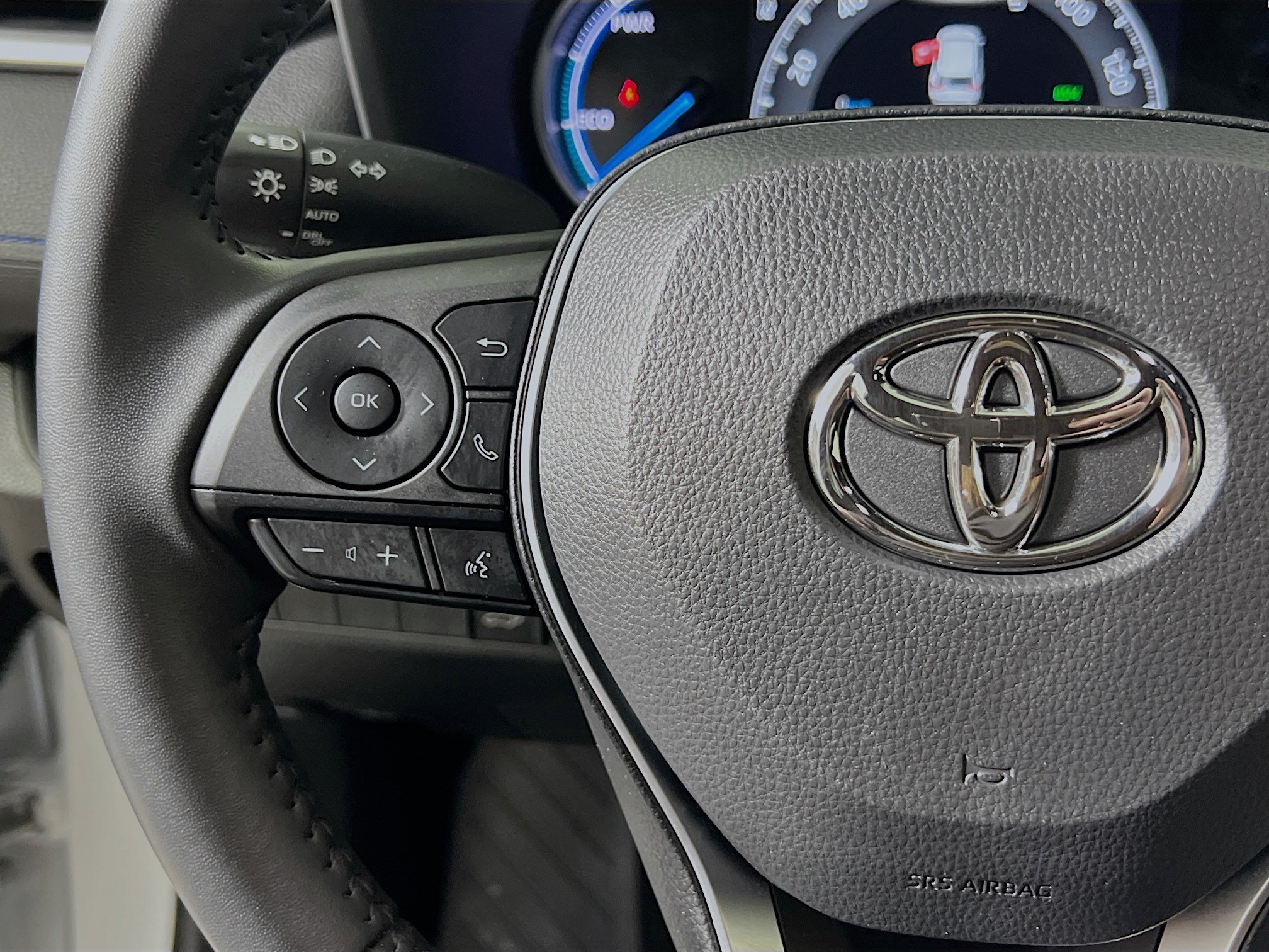 Used 2023 Toyota RAV4 XSE AWD/4WD image 19
