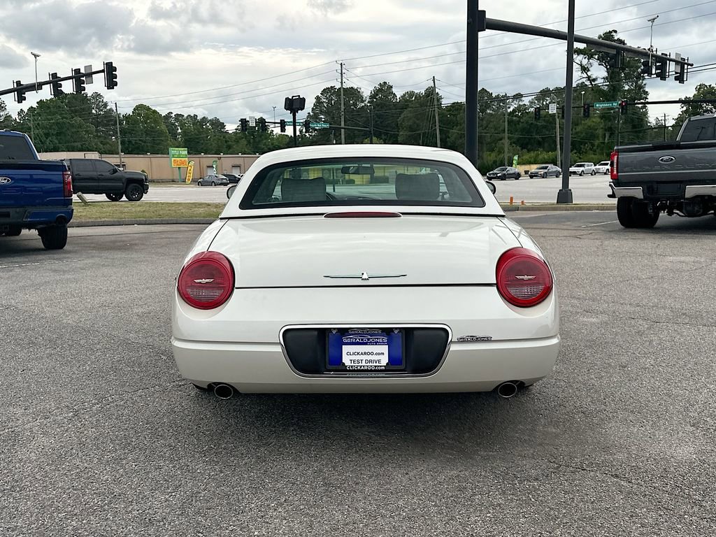 Used 2005 Ford Thunderbird 50th Anniversary RWD image 14