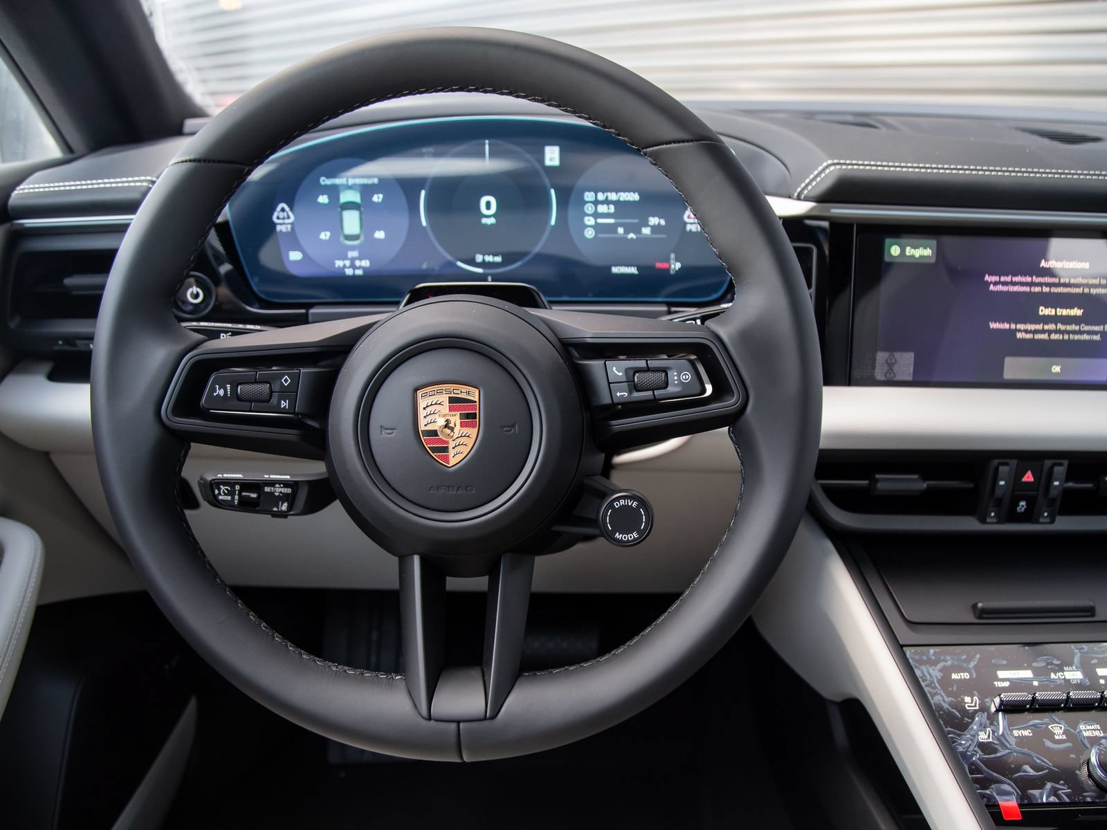 New 2026 Porsche Macan 4 Electric AWD/4WD image 16