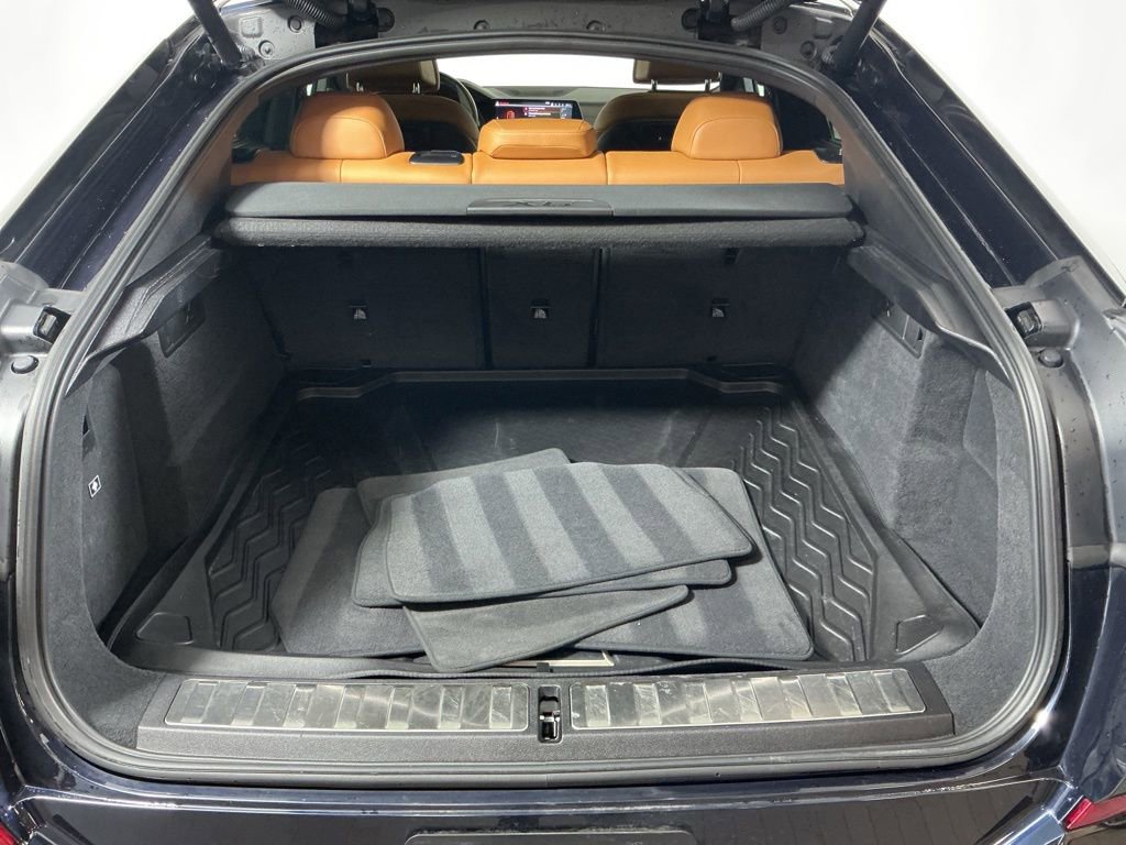 Certified 2023 BMW X6 M50i w/ Executive Package image 29