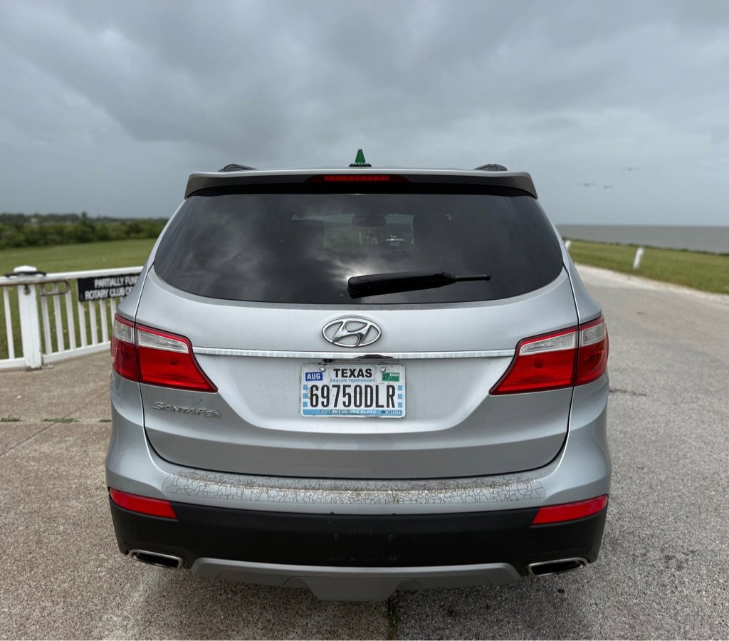 Used 2014 Hyundai Santa Fe GLS image 6