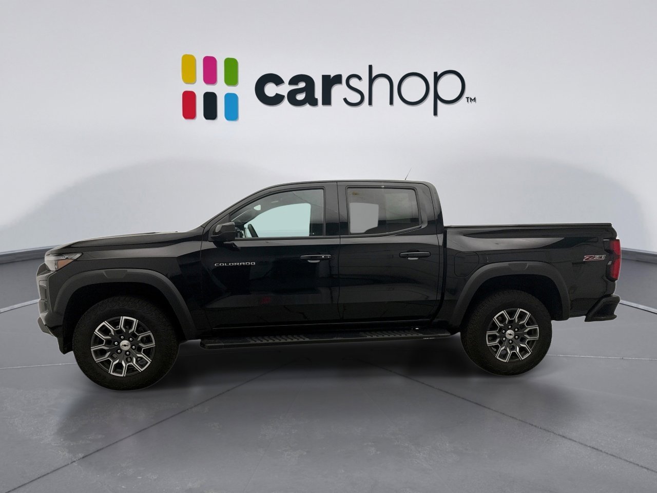 Used 2024 Chevrolet Colorado Z71 w/ Z71 Convenience Package 2 AWD/4WD image 2