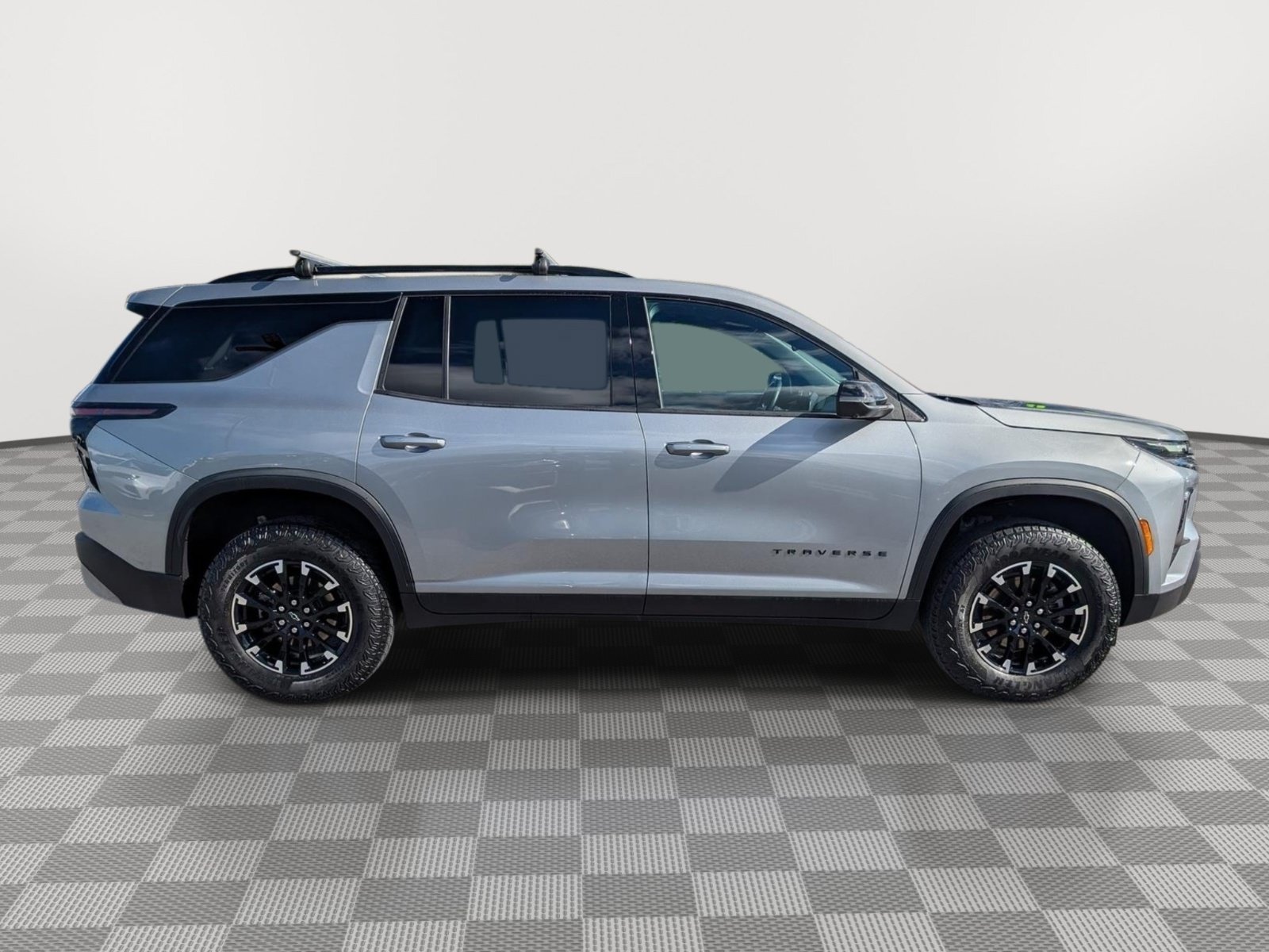 Used 2024 Chevrolet Traverse Z71 w/ LPO, Floor Liner Package AWD/4WD image 6