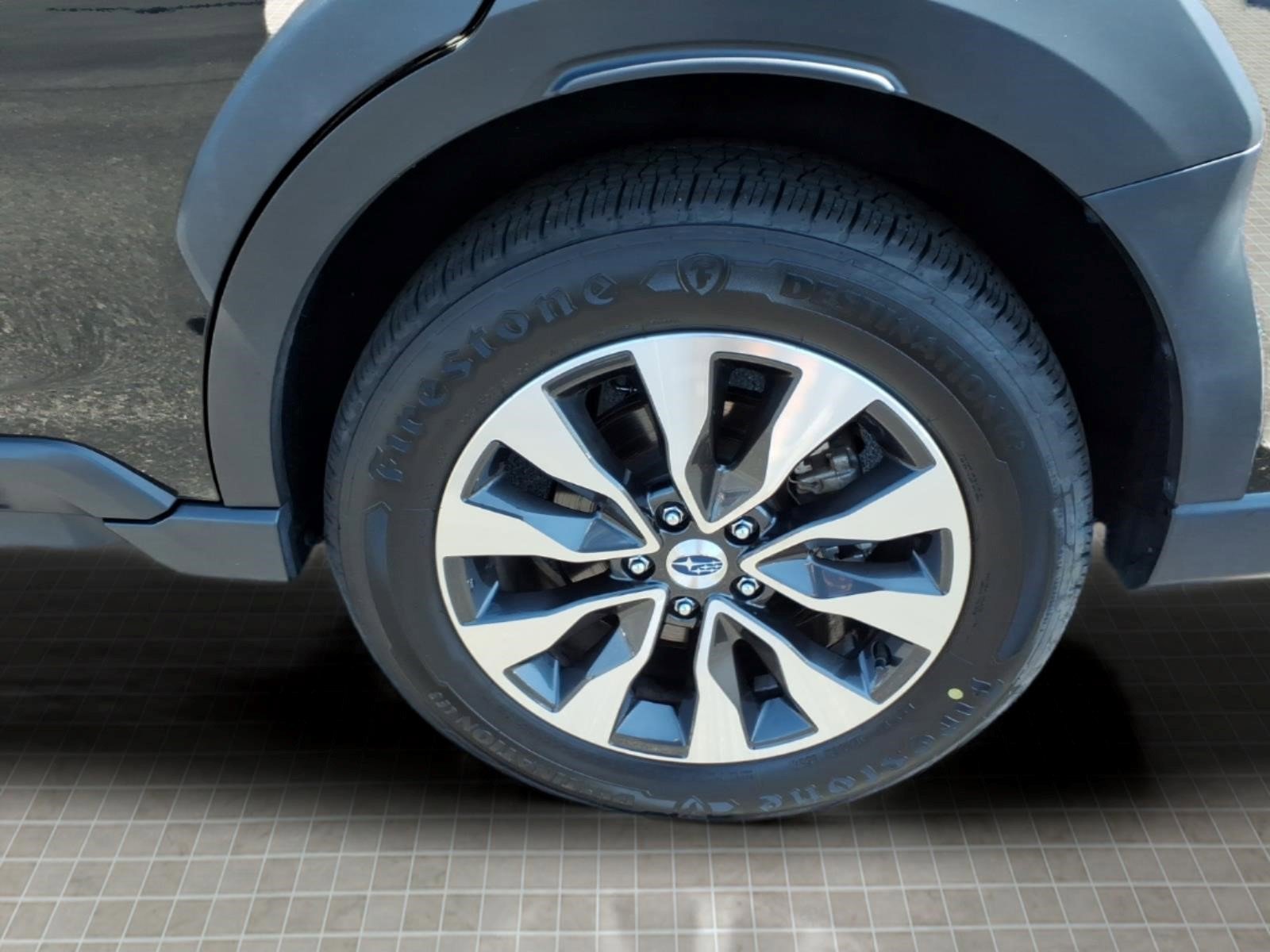 Used 2024 Subaru Outback Limited AWD/4WD image 13