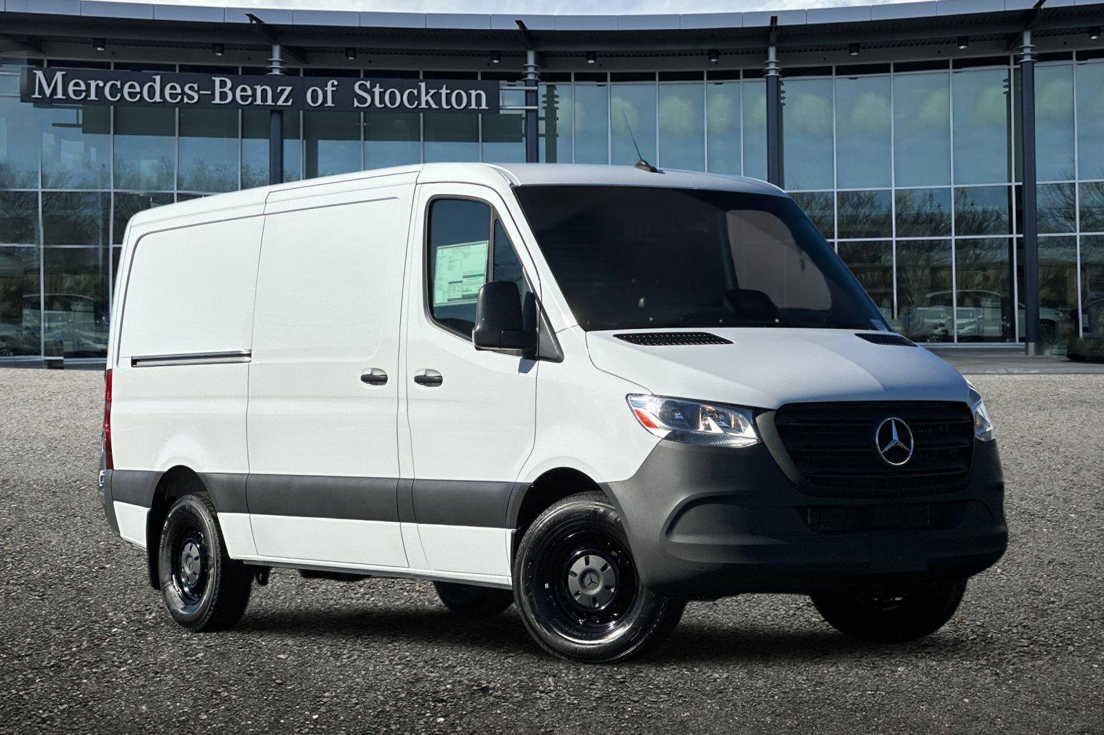 New 2025 Mercedes-Benz Sprinter 2500 image 2