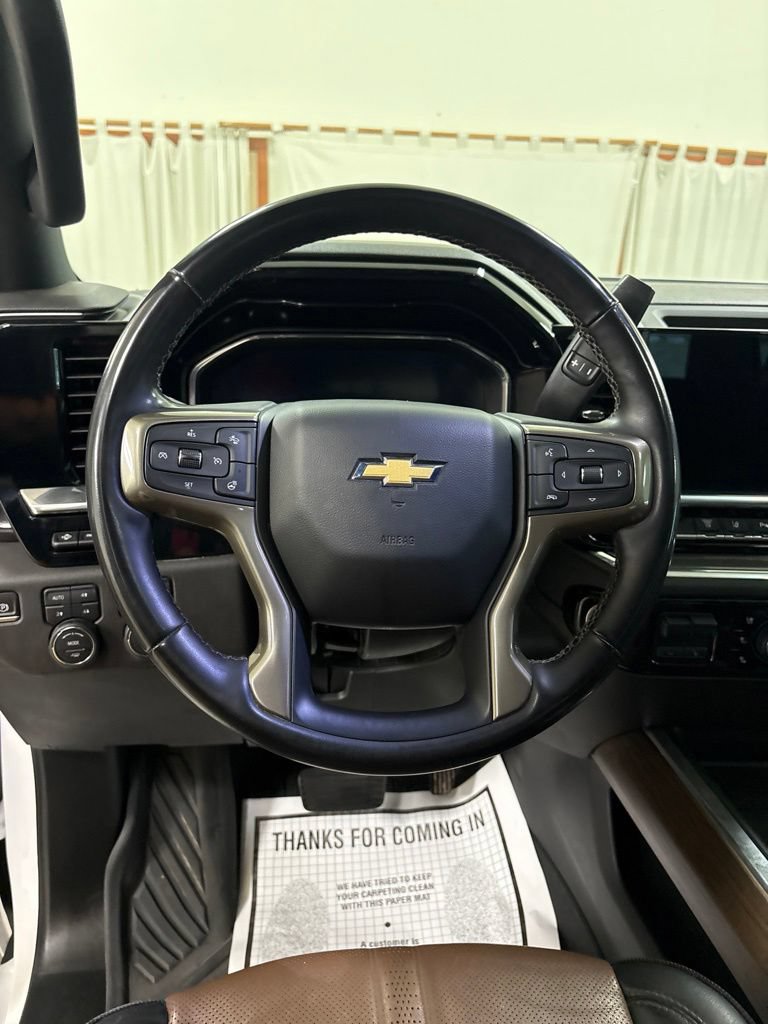 Used 2024 Chevrolet Silverado 2500 High Country w/ High Country Premium Package AWD/4WD image 12