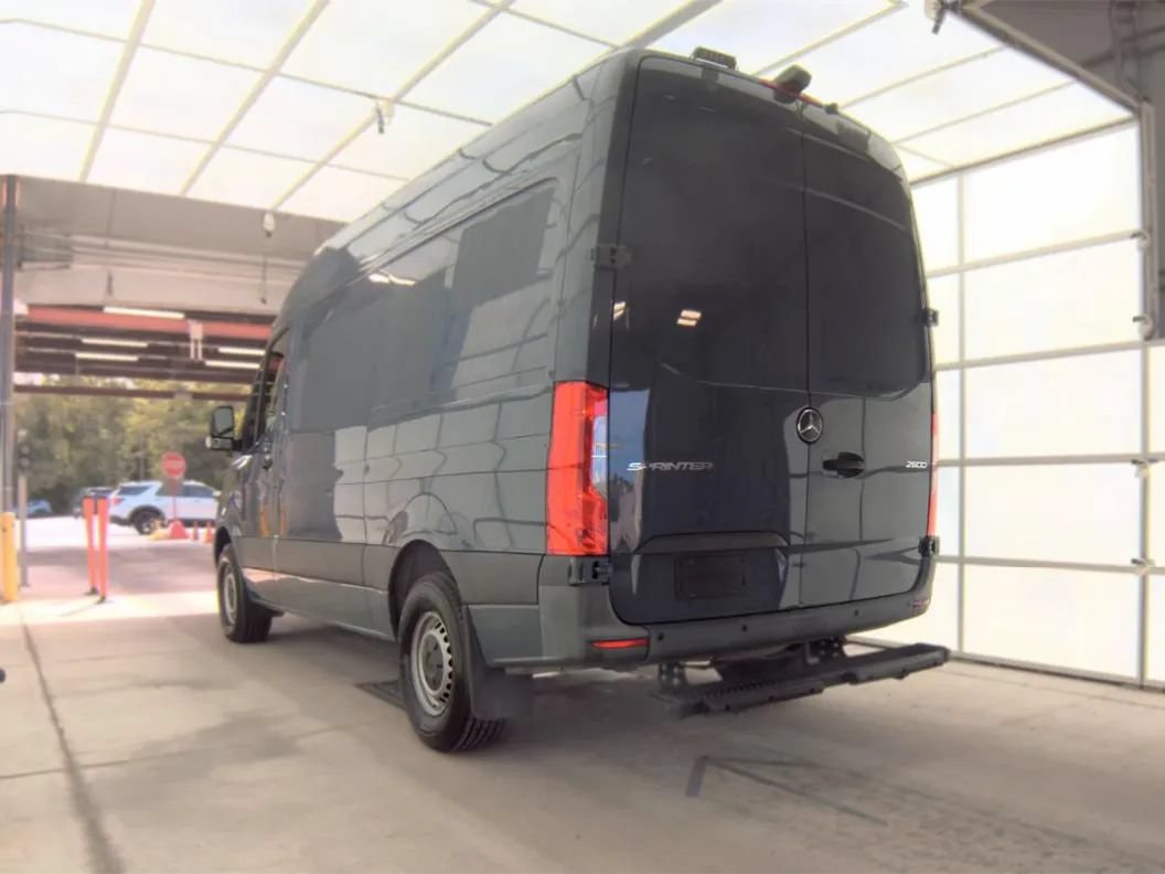 Used 2019 Mercedes-Benz Sprinter 144 image 2