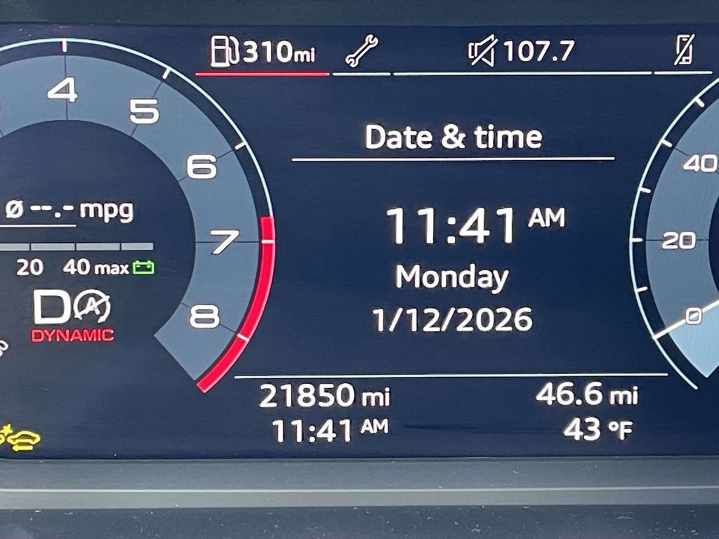 Used 2025 Audi Q3 2.0T Premium image 28