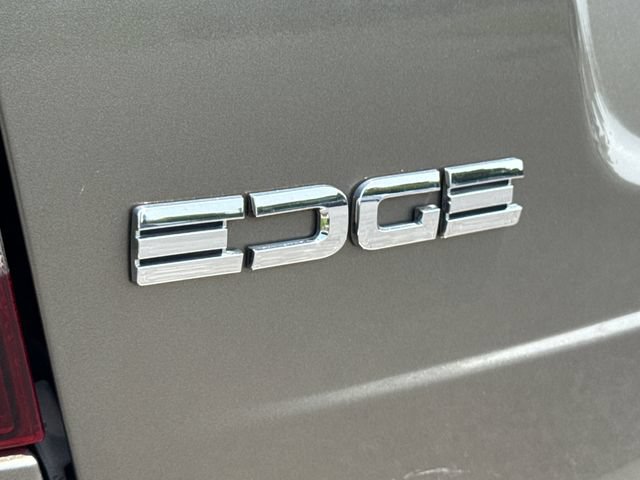 Used 2013 Ford Edge SEL AWD/4WD image 17