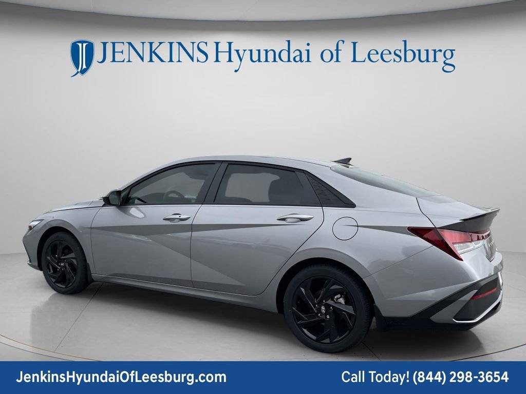 New 2026 Hyundai Elantra Sport FWD image 7