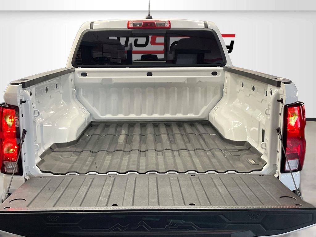 Used 2024 Chevrolet Colorado Trail Boss w/ Advanced Trailering Package AWD/4WD image 22