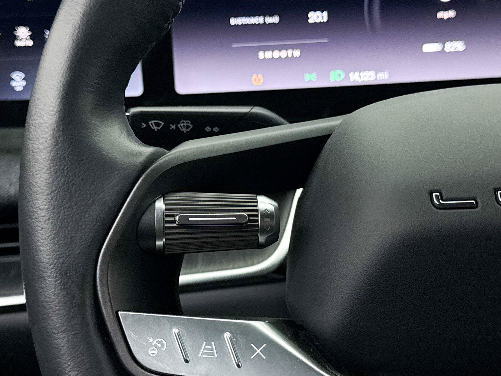 Used 2024 Lucid Air Pure RWD image 32