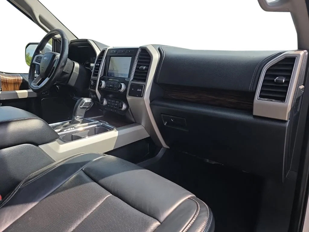 Used 2020 Ford F150 Lariat w/ Equipment Group 502A Luxury AWD/4WD image 22