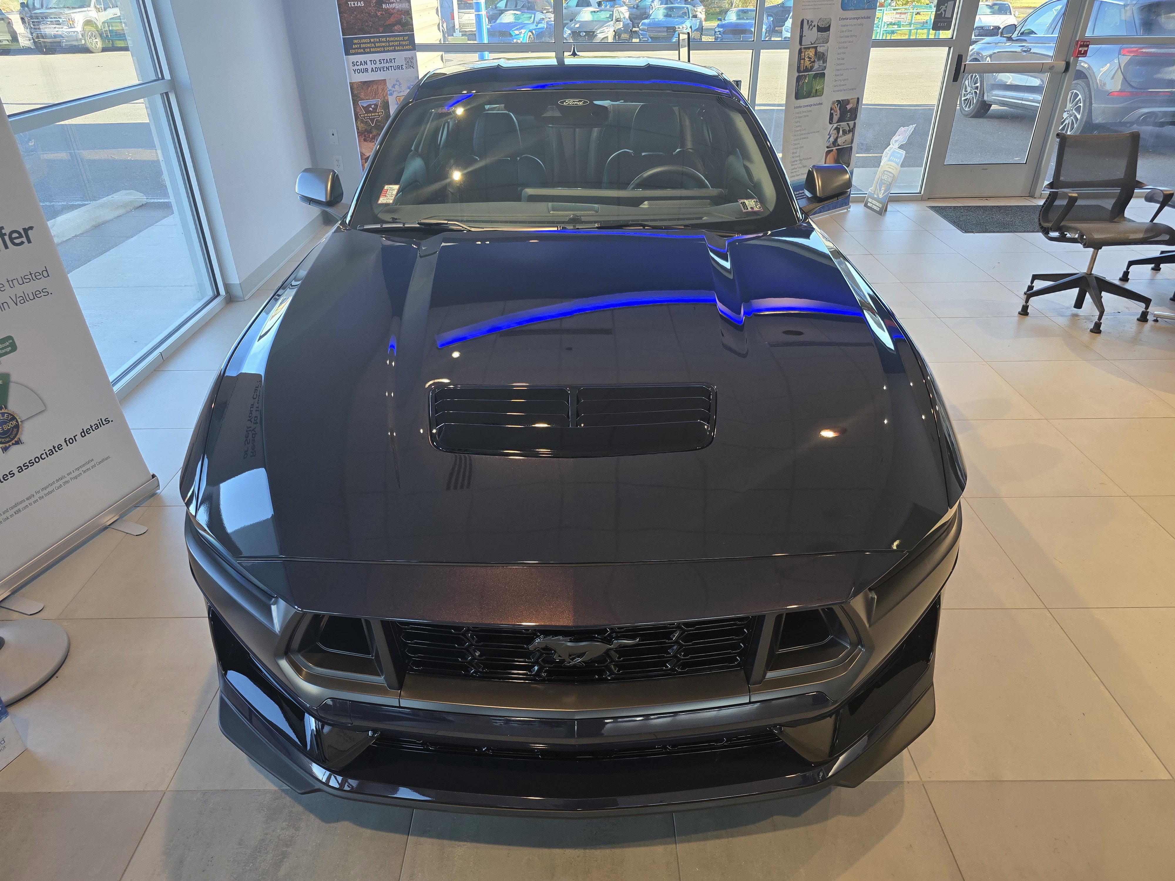 New 2025 Ford Mustang Dark Horse image 9