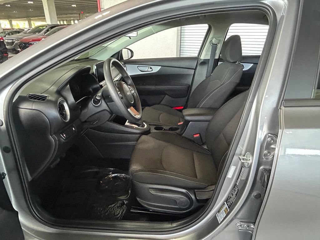 Used 2024 Kia Forte LXS FWD image 16