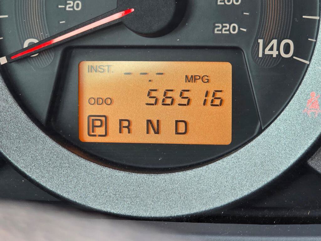 Used 2011 Toyota RAV4 Limited AWD/4WD image 31