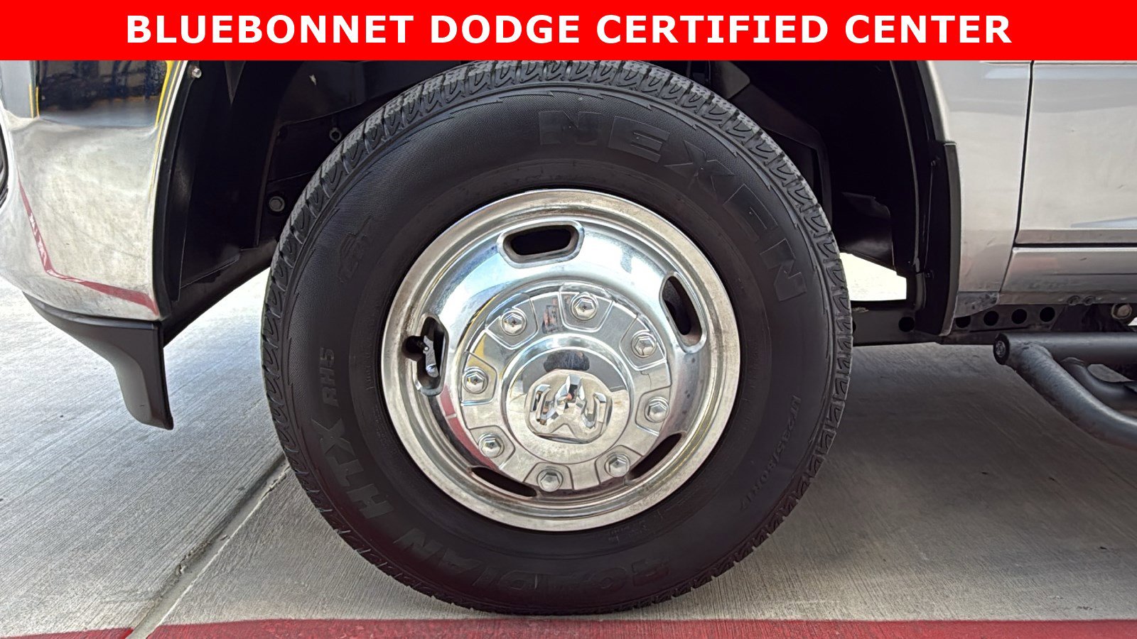 Used 2024 RAM 3500 Tradesman w/ Chrome Appearance Group image 30