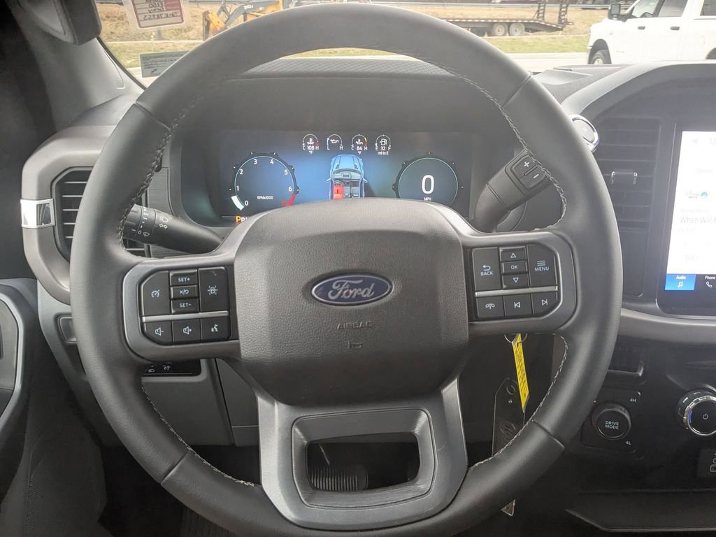 Used 2025 Ford F150 XLT w/ Equipment Group 301A Standard image 21