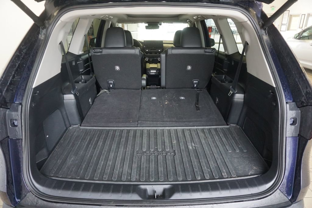 Used 2024 Toyota Grand Highlander Platinum image 19