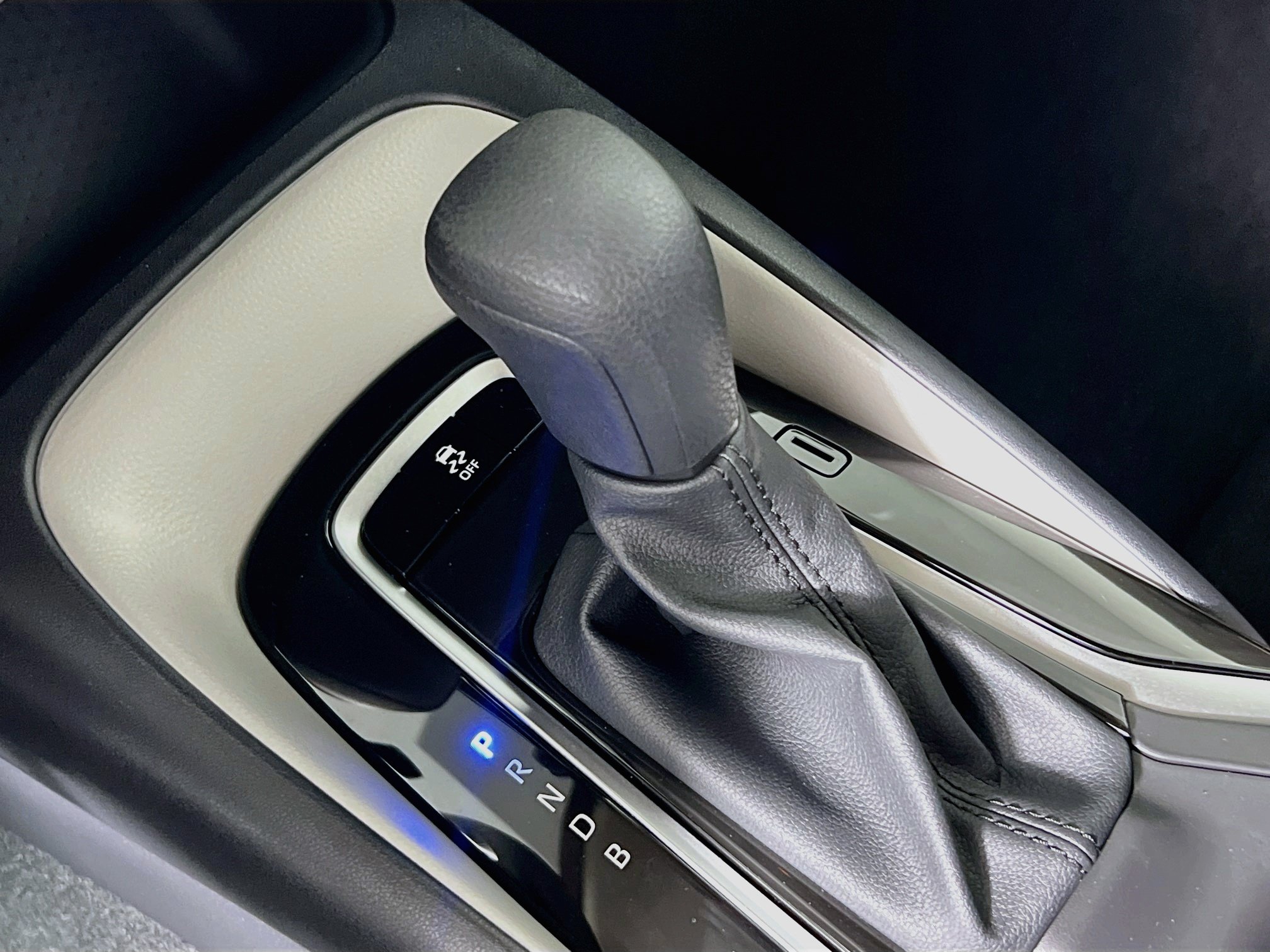 New 2027 Toyota Corolla LE FWD image 22