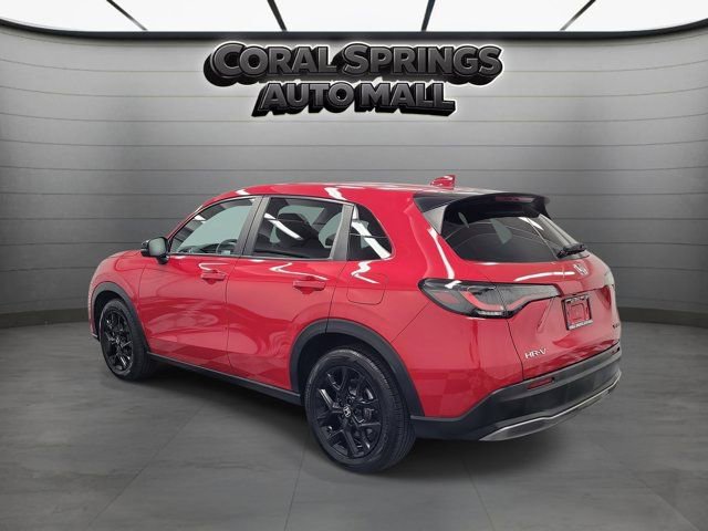 Used 2023 Honda HR-V Sport image 4