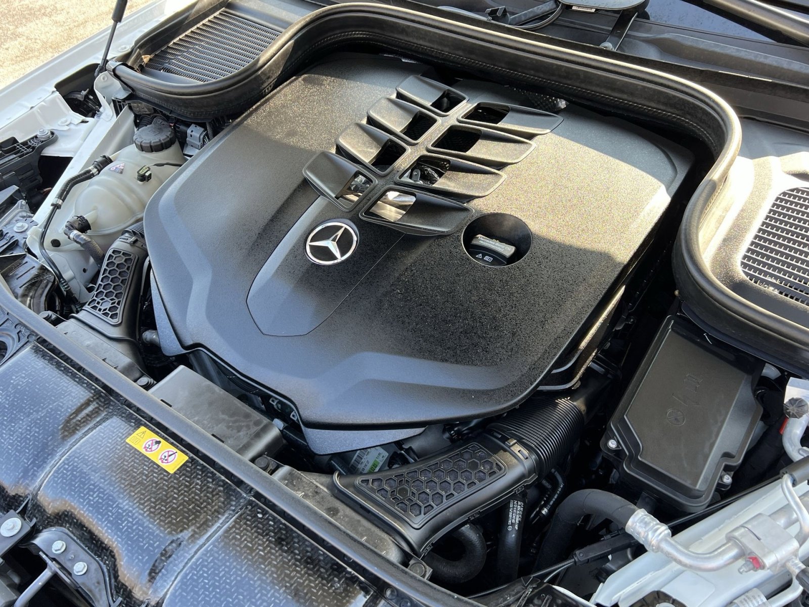 Used 2023 Mercedes-Benz GLS 580 4MATIC image 28