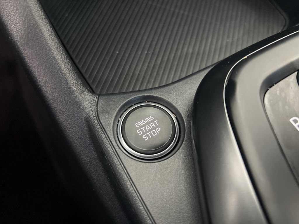 Used 2025 Kia K4 FWD image 14