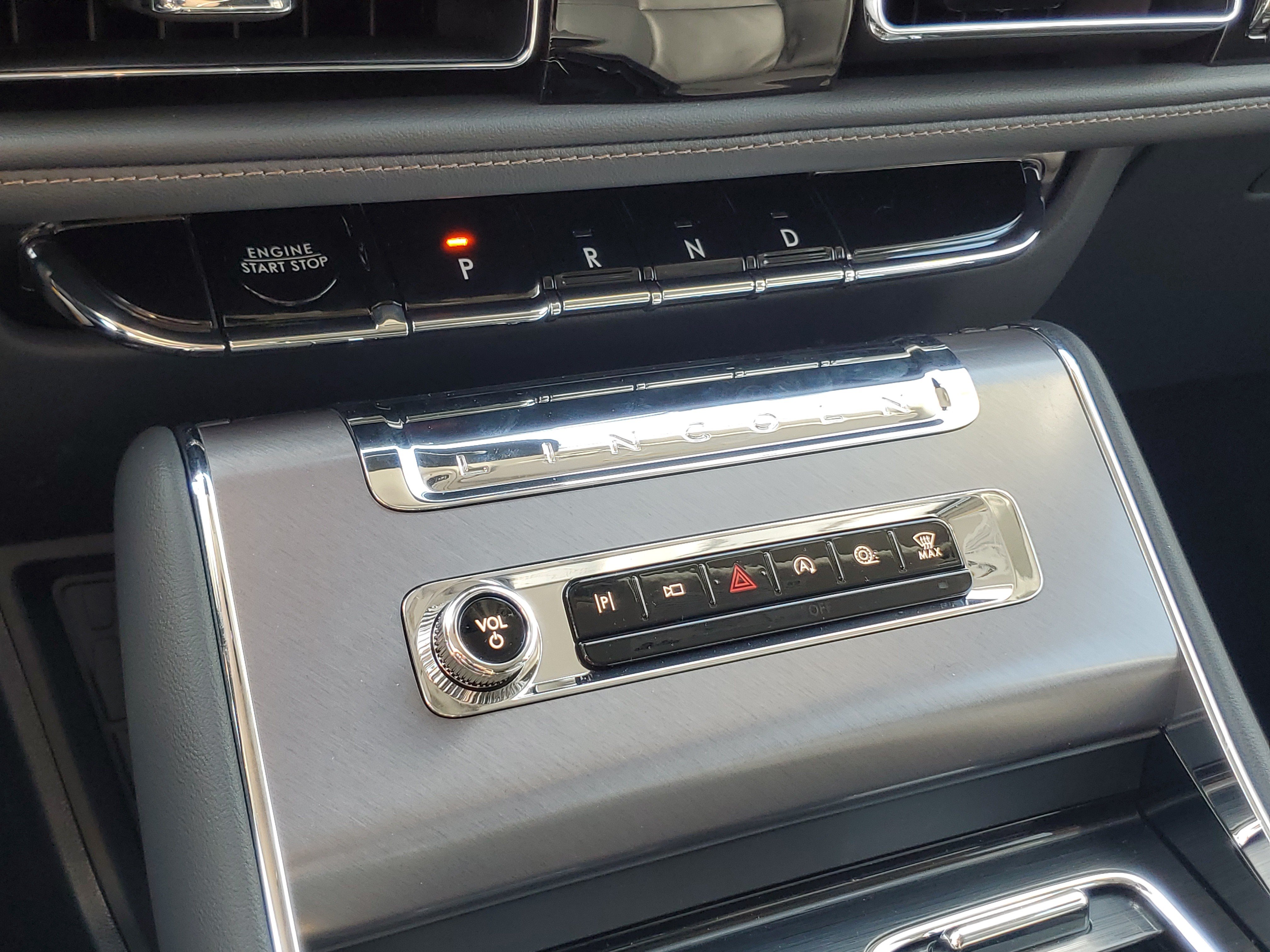 New 2027 Lincoln Aviator AWD image 21
