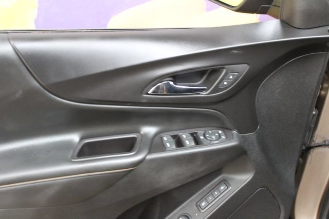 Used 2019 Chevrolet Equinox Premier w/ Premier True North Edition AWD/4WD image 13