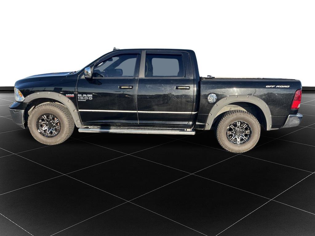 Used 2020 RAM 1500 Classic SLT w/ Luxury Group AWD/4WD image 2