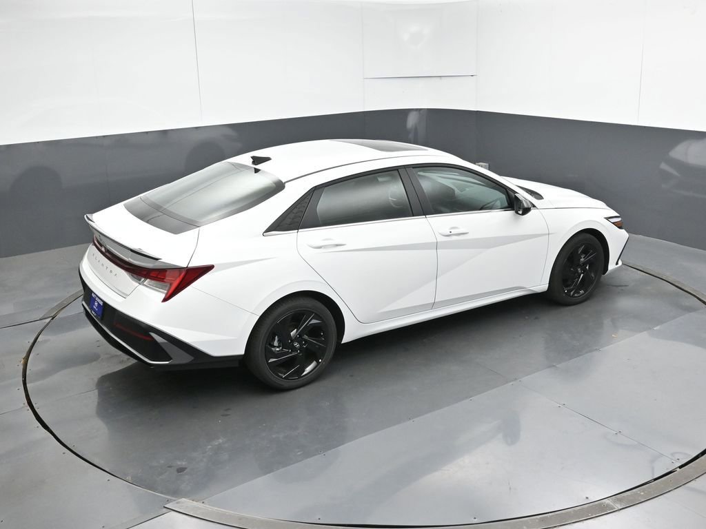 New 2026 Hyundai Elantra SEL Sport image 21
