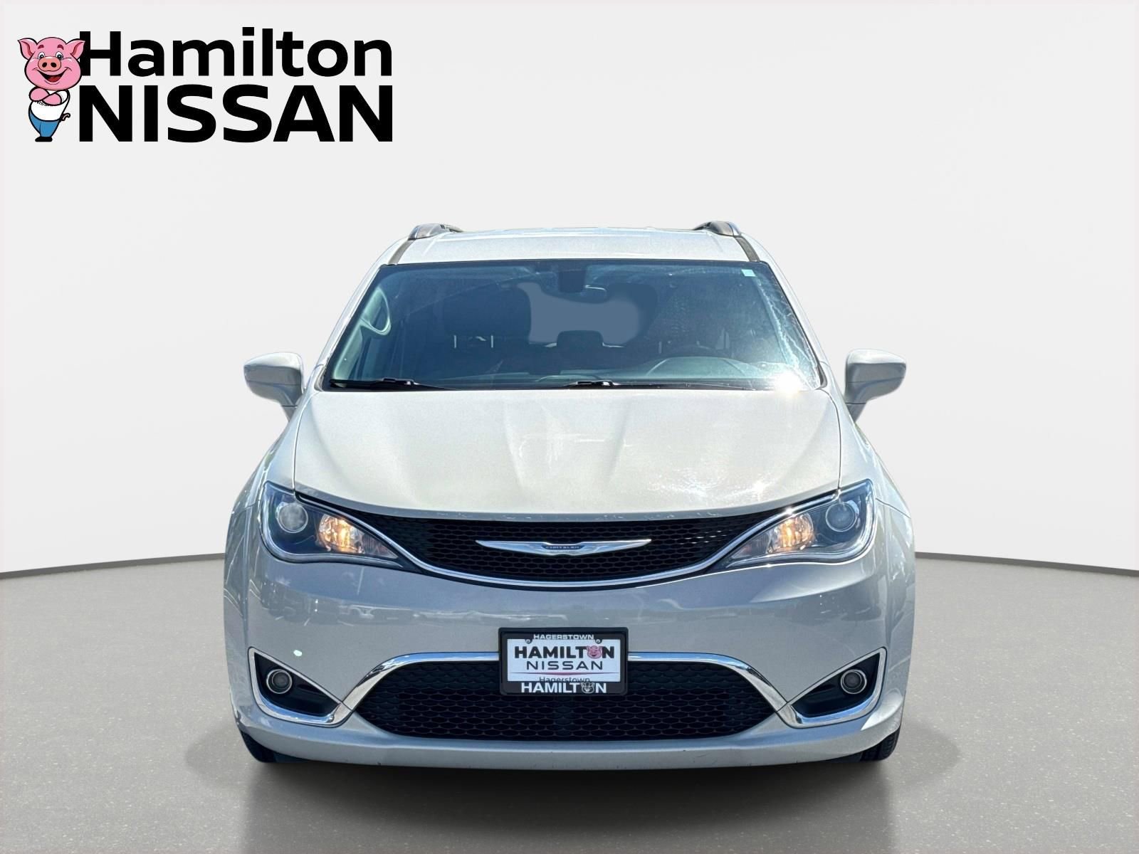 Used 2017 Chrysler Pacifica Touring-L FWD image 6