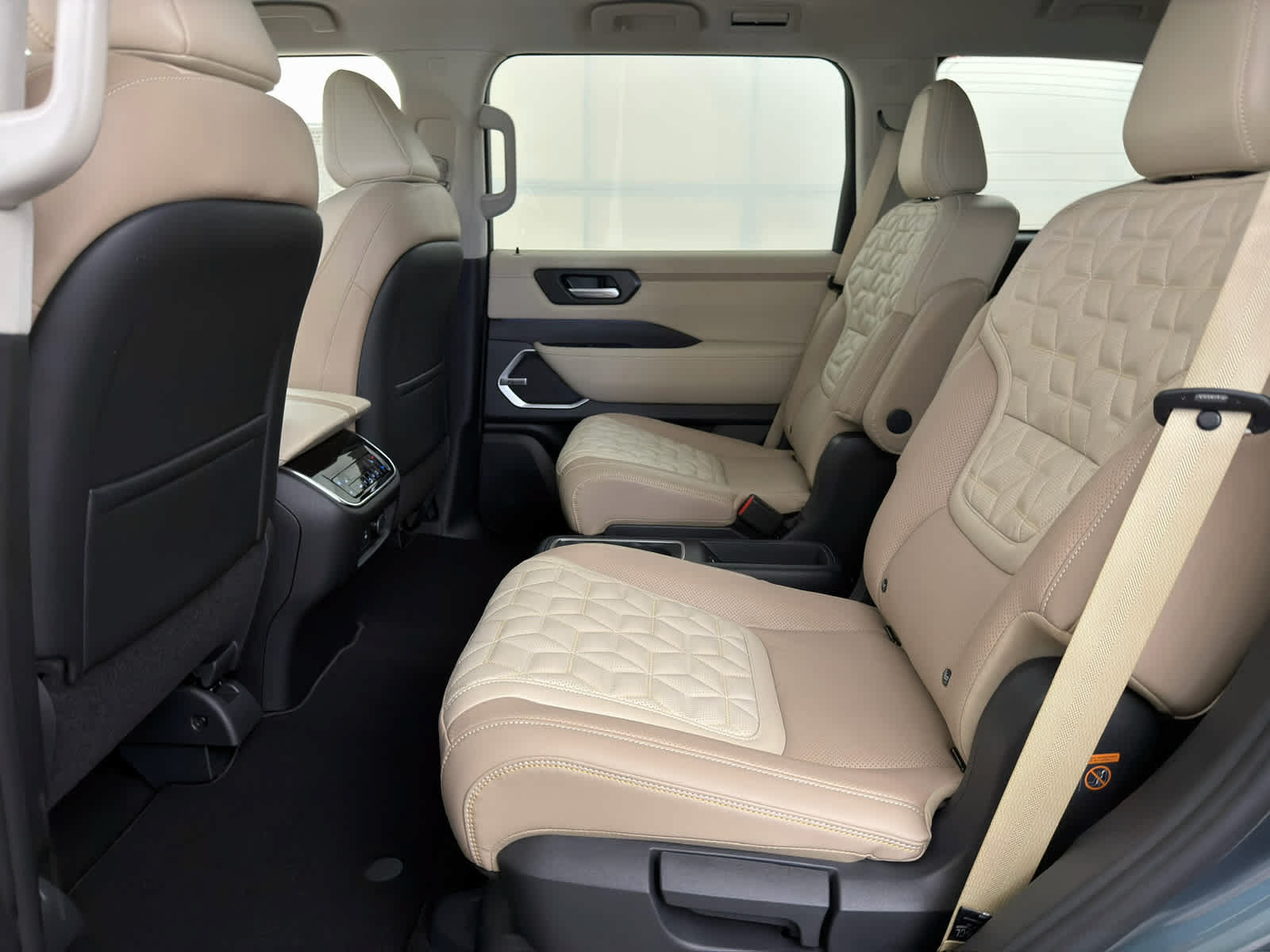 New 2026 Nissan Armada Platinum Reserve AWD/4WD image 16