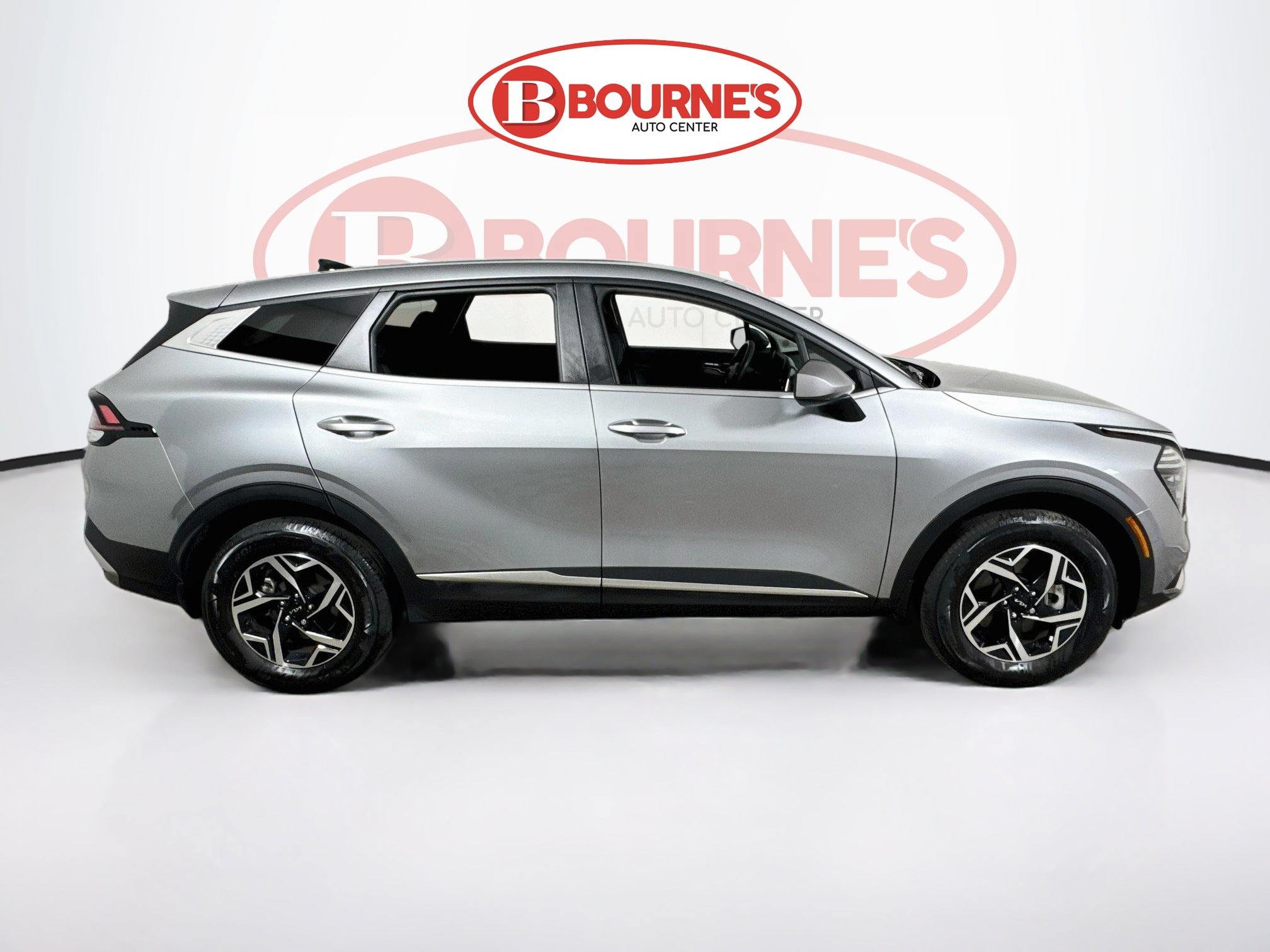 Used 2024 Kia Sportage LX AWD/4WD image 11