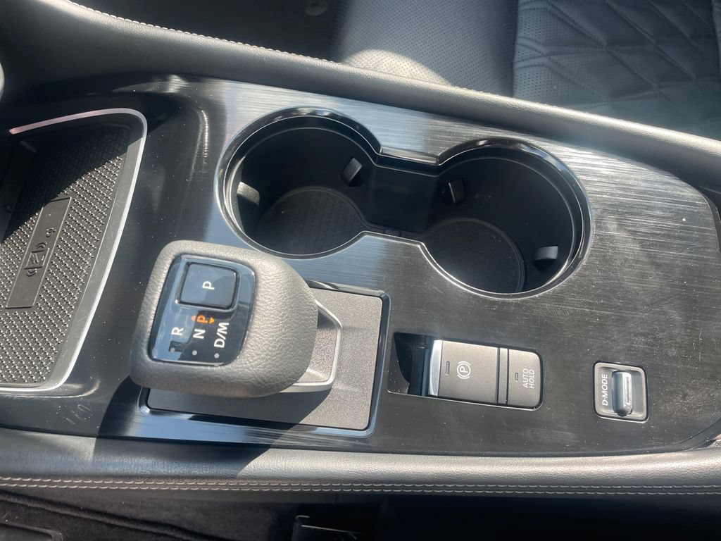 Certified 2024 Nissan Rogue Platinum FWD image 24