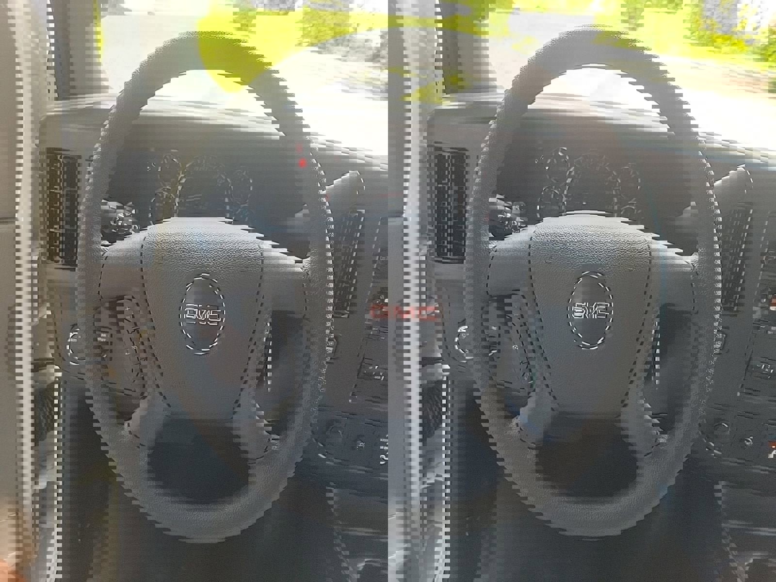 New 2025 GMC Savana 2500 Extended w/ Driver Convenience Package image 38