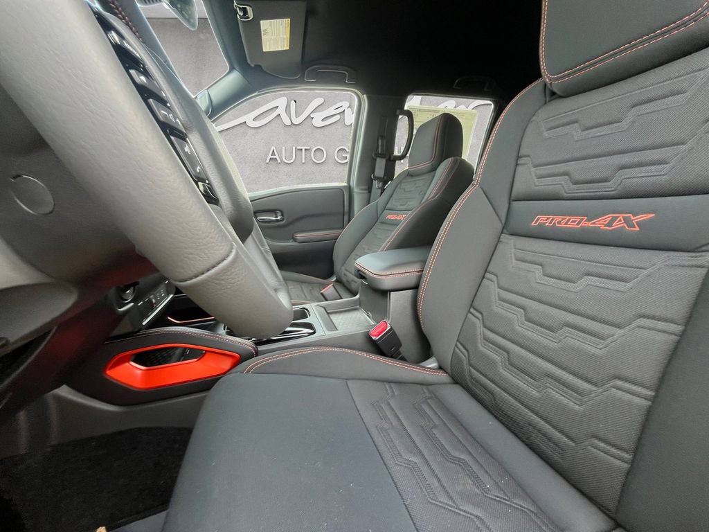 New 2025 Nissan Frontier PRO-4X image 19