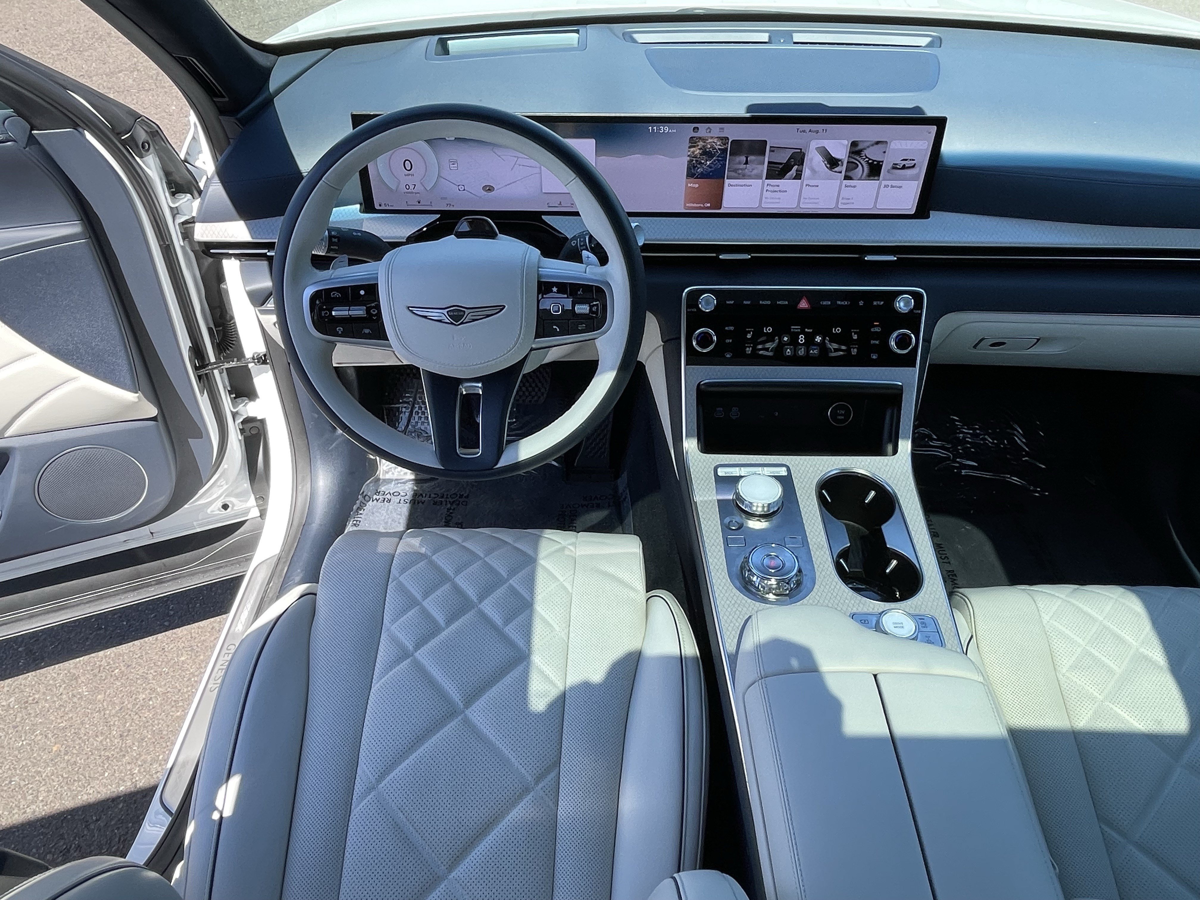 Used 2025 Genesis GV80 3.5T Prestige AWD/4WD image 12