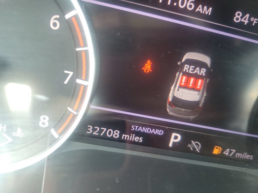 Used 2024 Nissan Rogue S FWD image 31