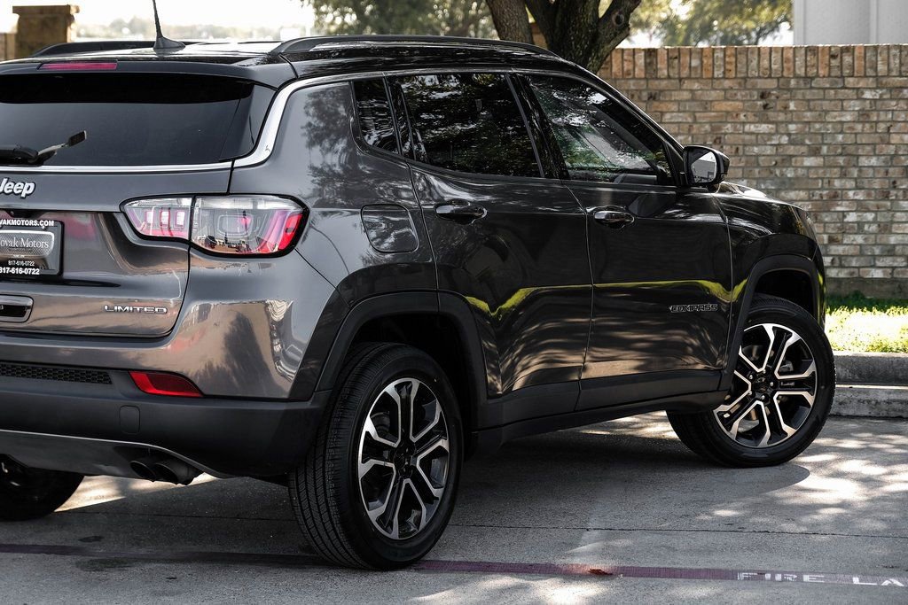 Used 2022 Jeep Compass Limited image 17